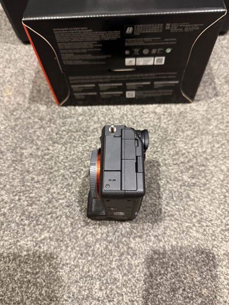 Sony A7IV w/ Smallrig cage & handle63003959703682113
