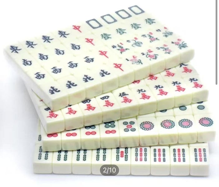 Portable Mini Mahjong Set With 4 Racks and 4 blank tiles62971018956161112