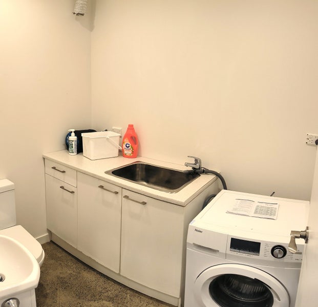 Hillsborough, 5 bedrooms64726049505539113