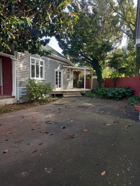 Image 1 of 22