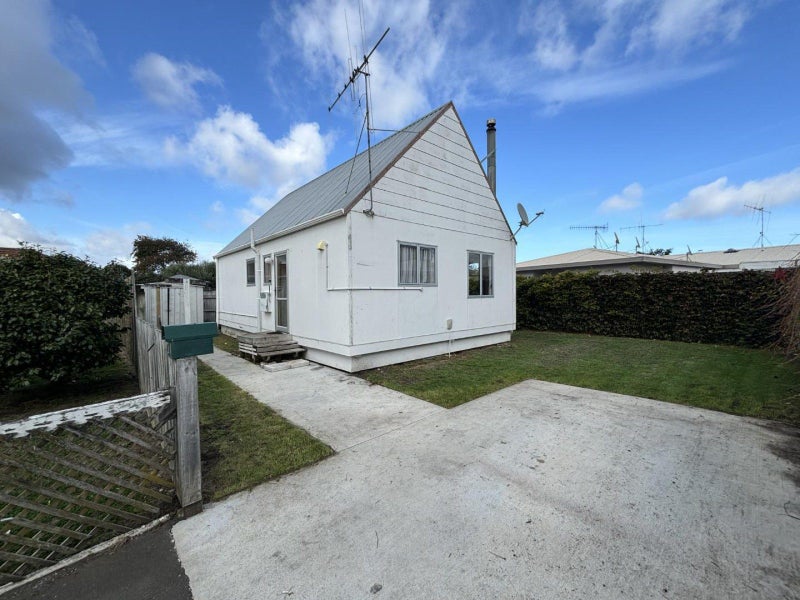 Image 1 of 8