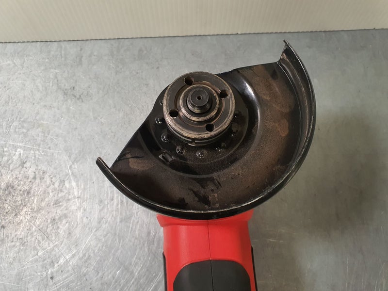 Ozito 18V M14 115mm Cordless Angle Grinder Carousel 3