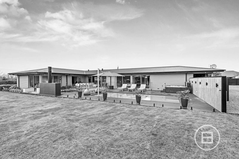 Image 1 of 28