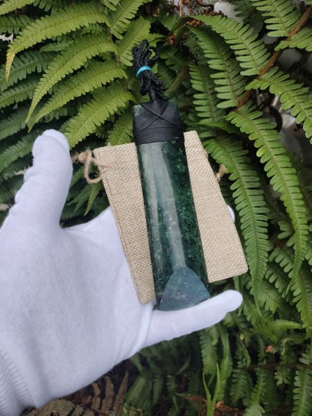 HUGE 15.5cm Douglas Creek Pounamu Necklace E.T.S Jewellery $1res Carousel 7