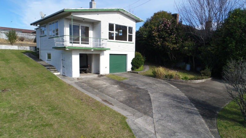 Image 2 of 11