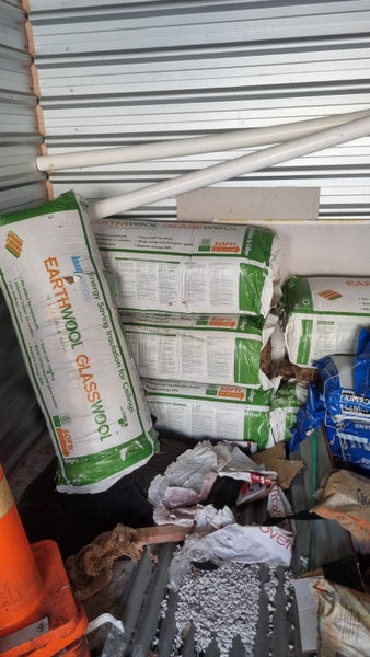 Earthwool Ceiling Insulation Carousel 1