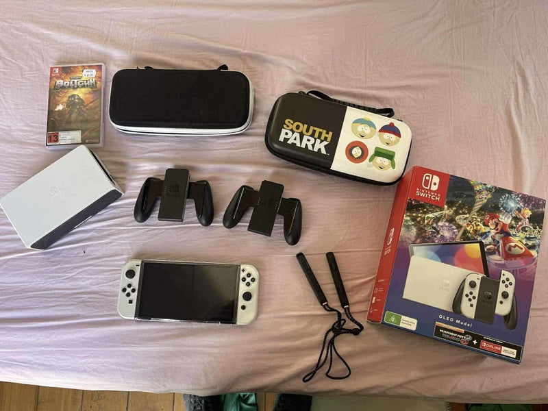 Nintendo Switch OLED Carousel 1