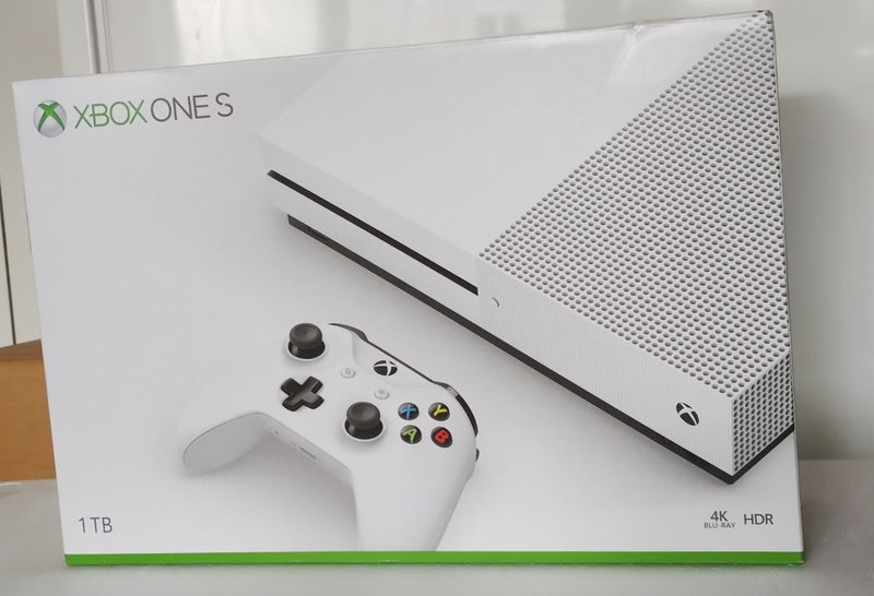 XBox One S (White - Brand new) Carousel 1