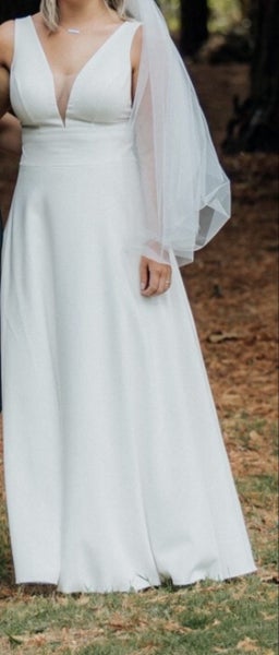 Wedding Dress, Veil & Shoes62972917999618113