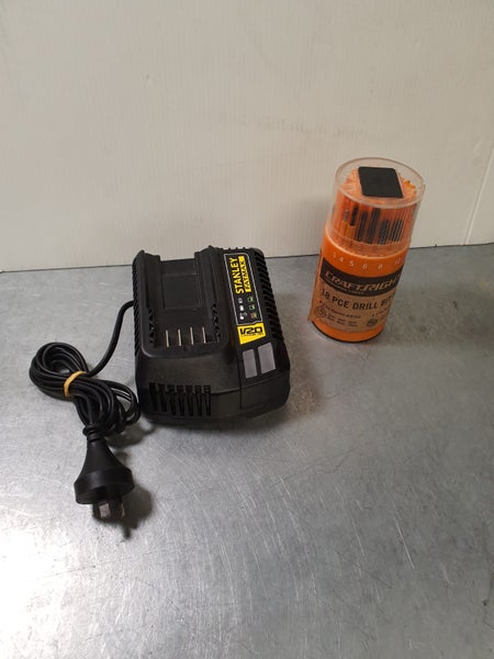 Stanley 18V Fatmax SFMCD700-XE Drill Driver Carousel 3