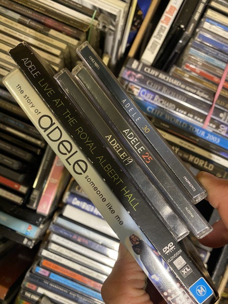 * bulk buy x 5 ADELE CDS & DVDS ** Carousel 2