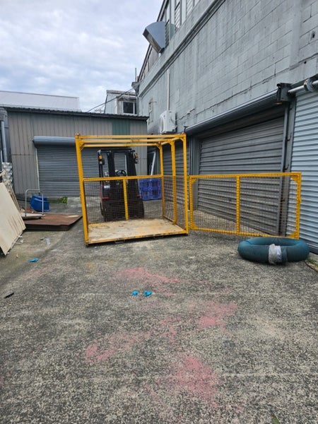 Engineering Cage Carousel 1