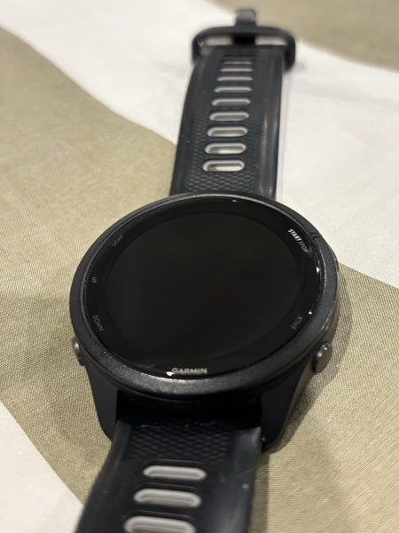 Garmin Forerunner 265 sports watch Carousel 4