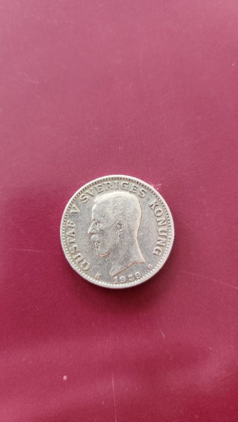 SWEDEN Silver 1 kronor 1939 Carousel 2