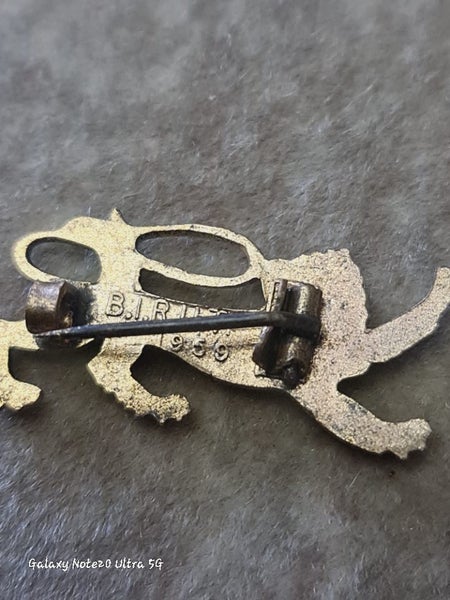 British lion's pin 1959 Carousel 2