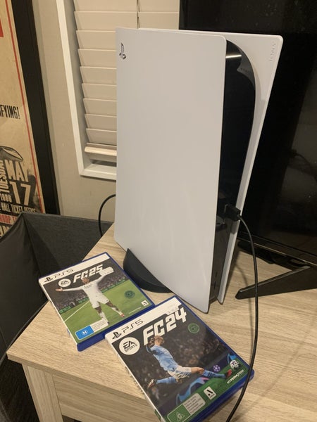 PS5 Slim 1TB disc edition plus 6 games629804561383691114