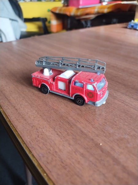 Majorette Pompier Carousel 1