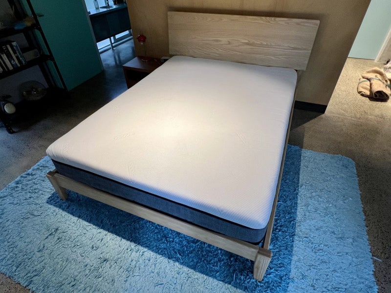 Ecosa Queen Size Mattress + Bed Base62982323847810111