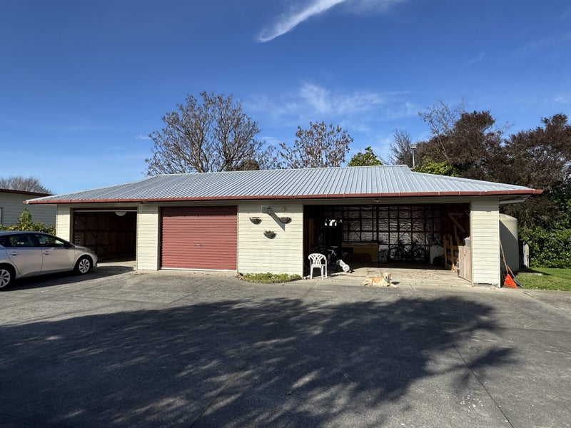 Garage62982323941507111