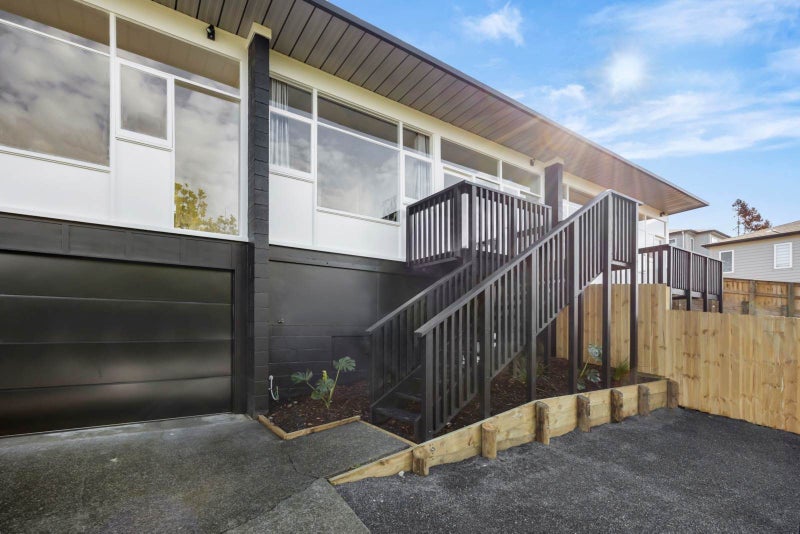 Image 1 of 20
