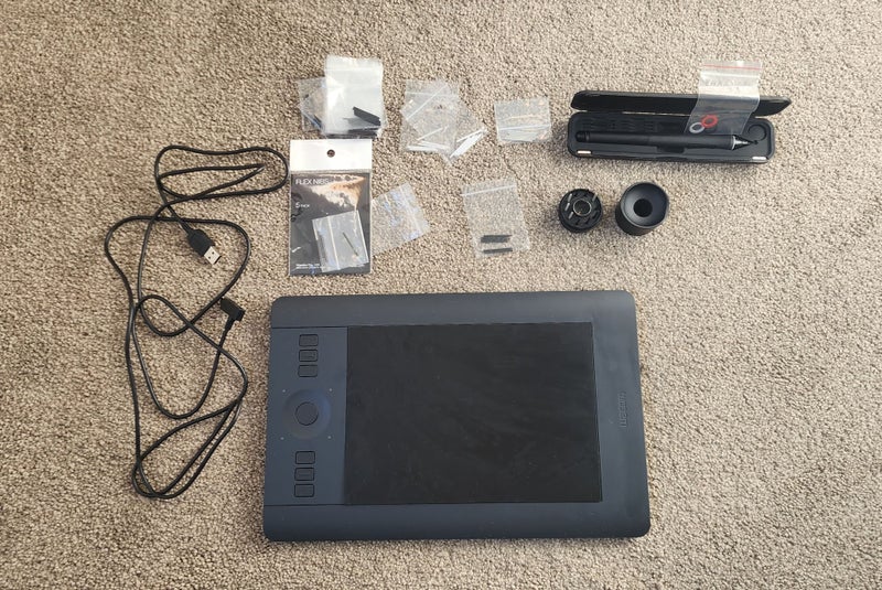 Wacom Intuos Pro Digital Graphic Drawing Tablet - PTH451 - Excellent Condition Carousel 2