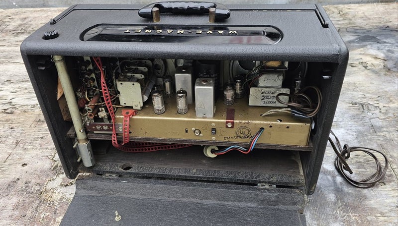 ZENITH RADIO trans-oceanic Carousel 2