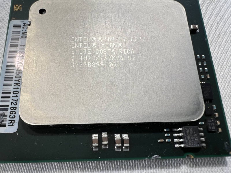 Intel Xeon E7-8870 x 4 Probably ver. 1. Carousel 2