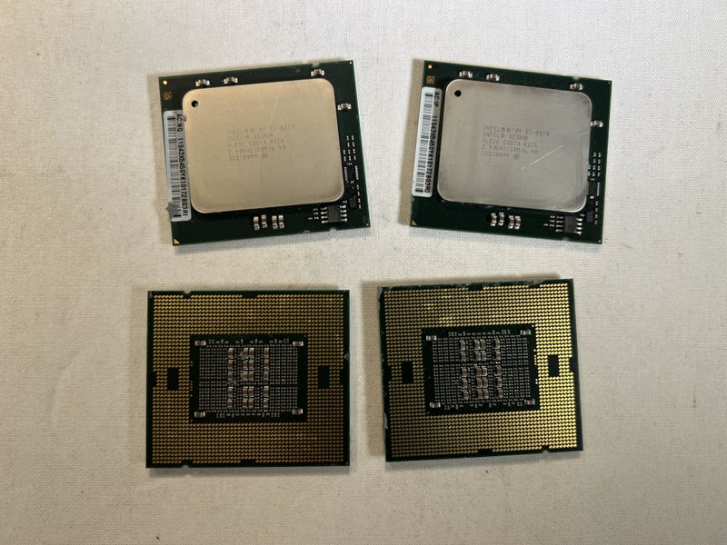 Intel Xeon E7-8870 x 4 Probably ver. 1. Carousel 1