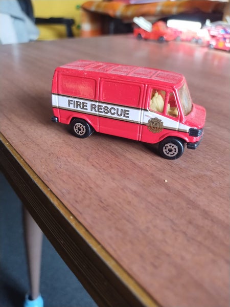 Maistoo Mercedes Van Carousel 1
