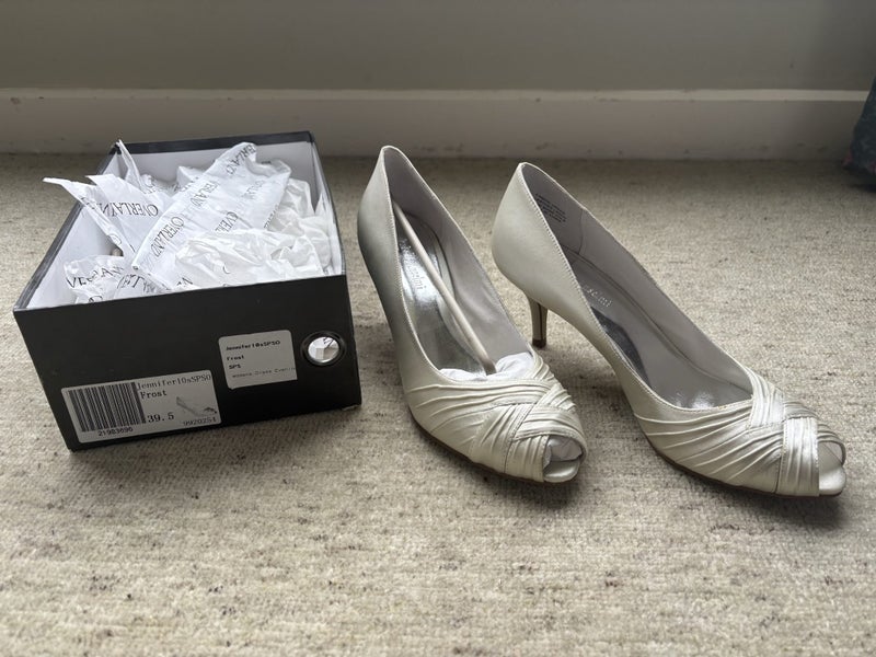 Cream wedding high heel shoes62982324195842111