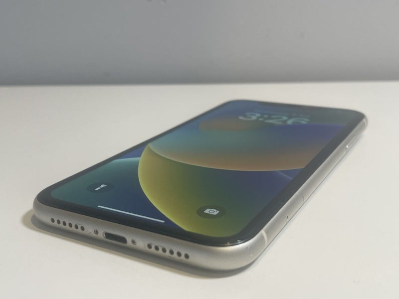 iPhone 11 - 256GB - White62983258336258111