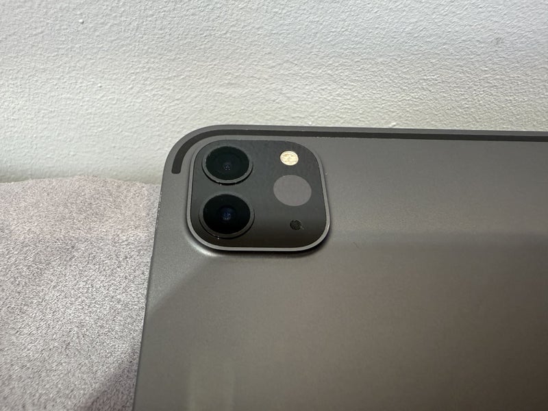 Apple iPad Pro 11" Gen 3 Wifi 128GB Carousel 9