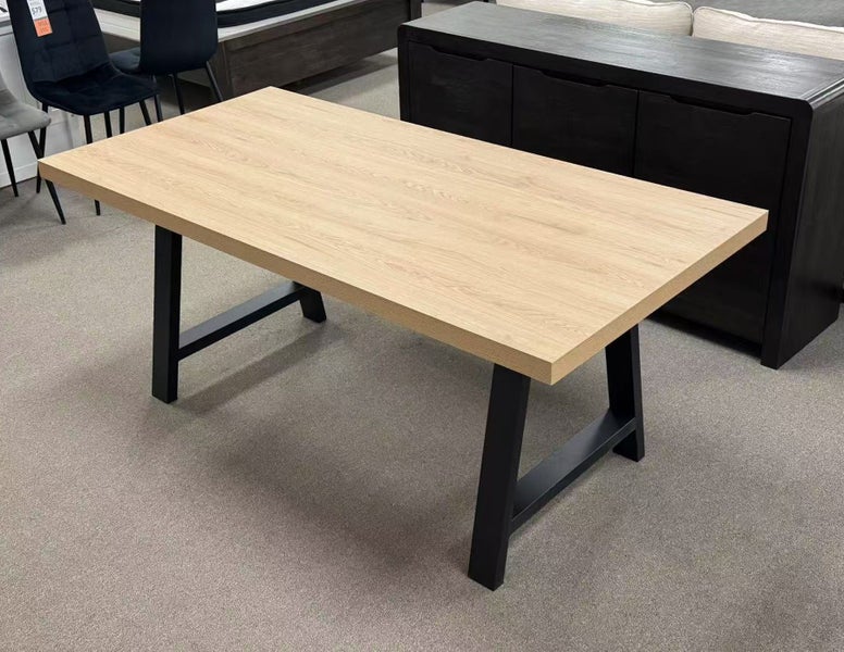 Dining Table Oak Color 1800mm Carousel 2