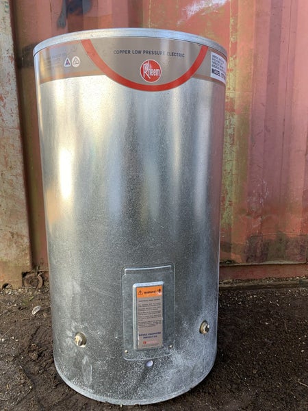 RHEEM LP 180 LTRS 2016 Carousel 1