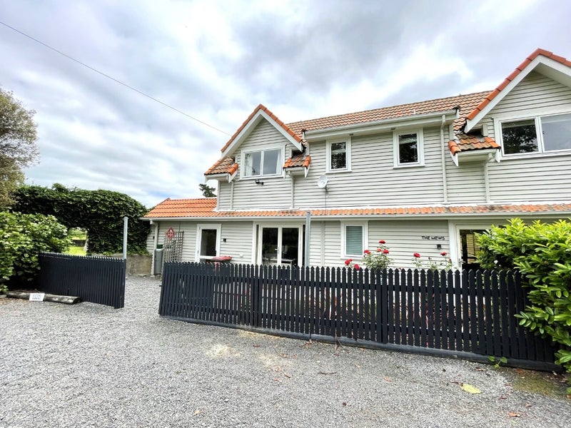 Image 1 of 20