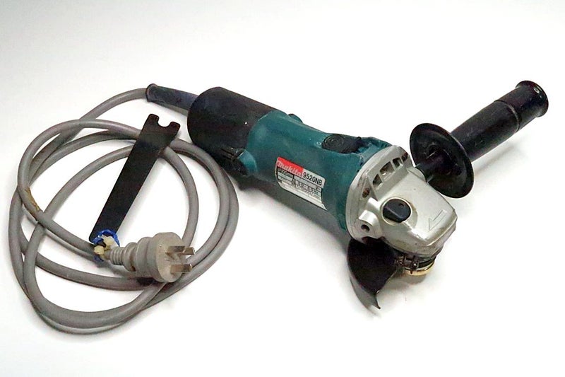 MAKITA 100mm Grinder Carousel 1