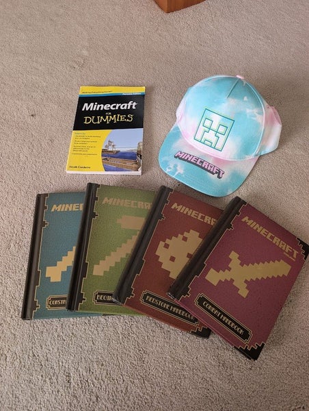 Minecraft How to Books, Guide & Hat! Carousel 1