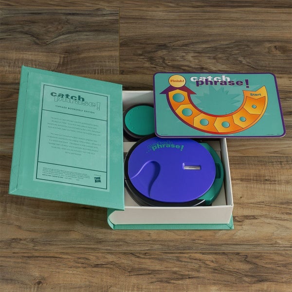 Catch Phrase: Classic Game - Vintage Bookshelf Edition Carousel 5