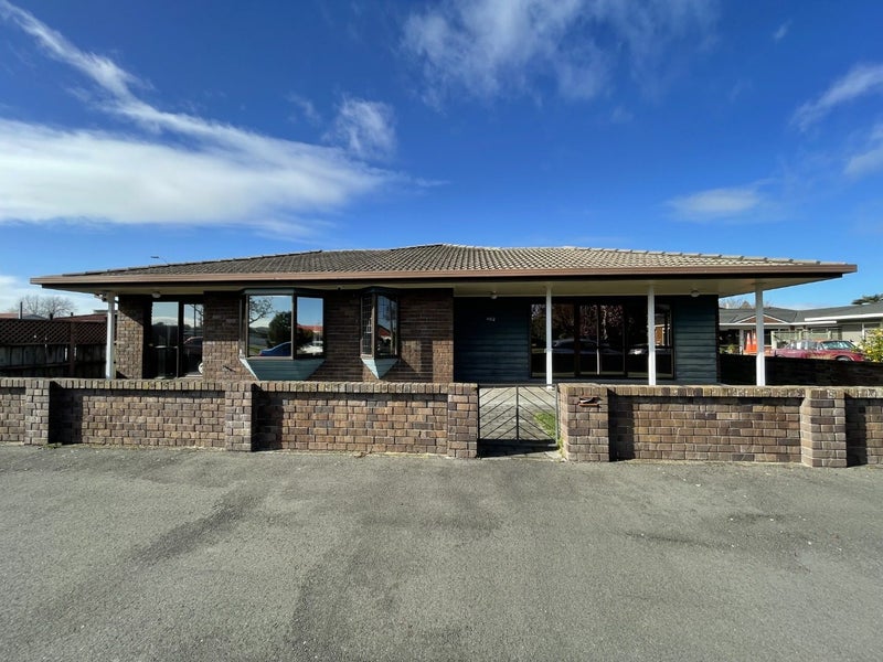 Image 1 of 20