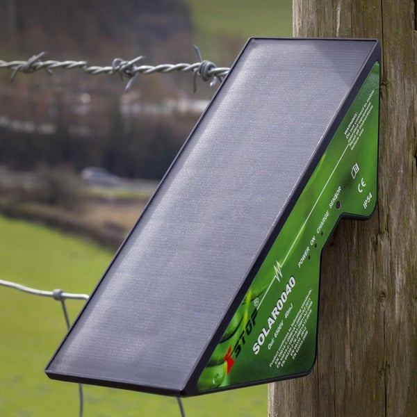 Solar Powered Electric Fence Energiser Carousel 2