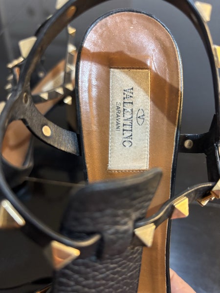 Valentino62985126790915112