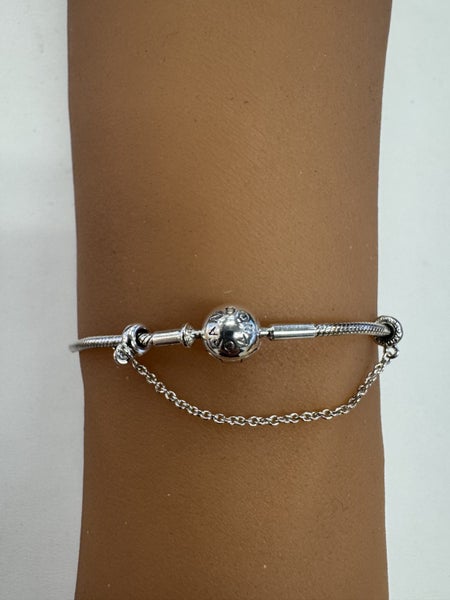 Pandora Essence Charm Bracelet With Safety Charm J96 Carousel 2