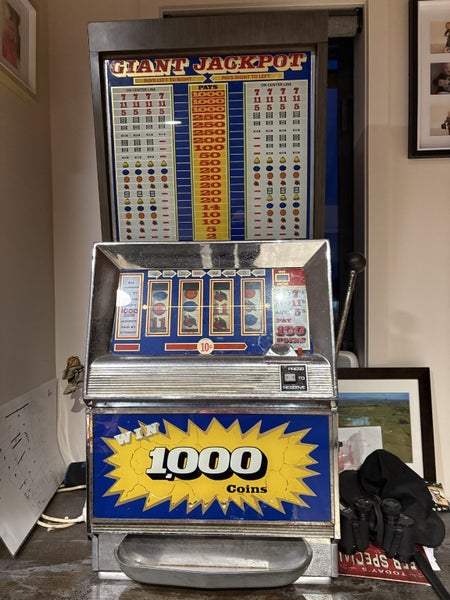 Slot machine62991662479235115
