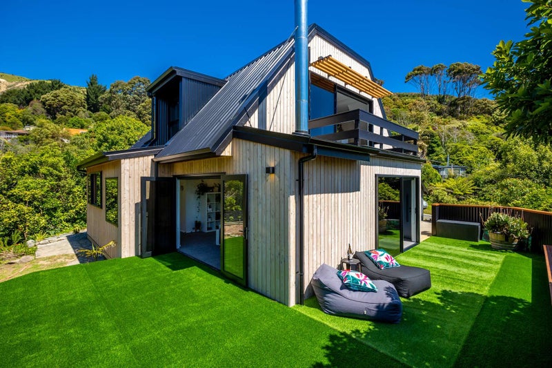 Spacious, Stylish, and Secluded!63612919342721113