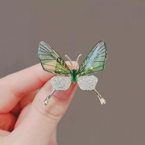 Green Butterfly Brooch – Nature-Inspired Elegance Carousel 2