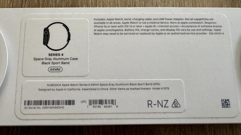 Apple Watch Series 4 Space Gray 44mm63003978325378112