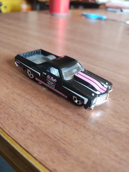 Mattel 2009 El Camino Carousel 1