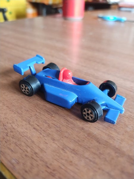 Hotwheels Saleen S7 Carousel 1