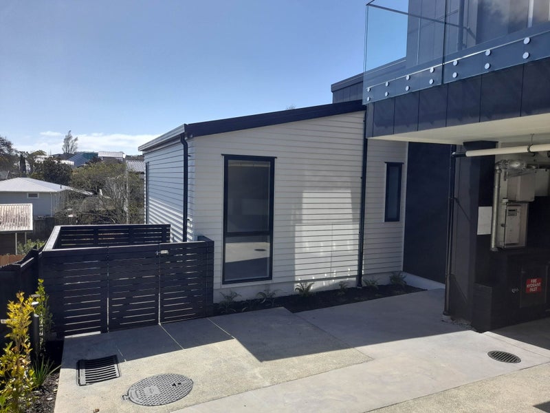 Image 1 of 10