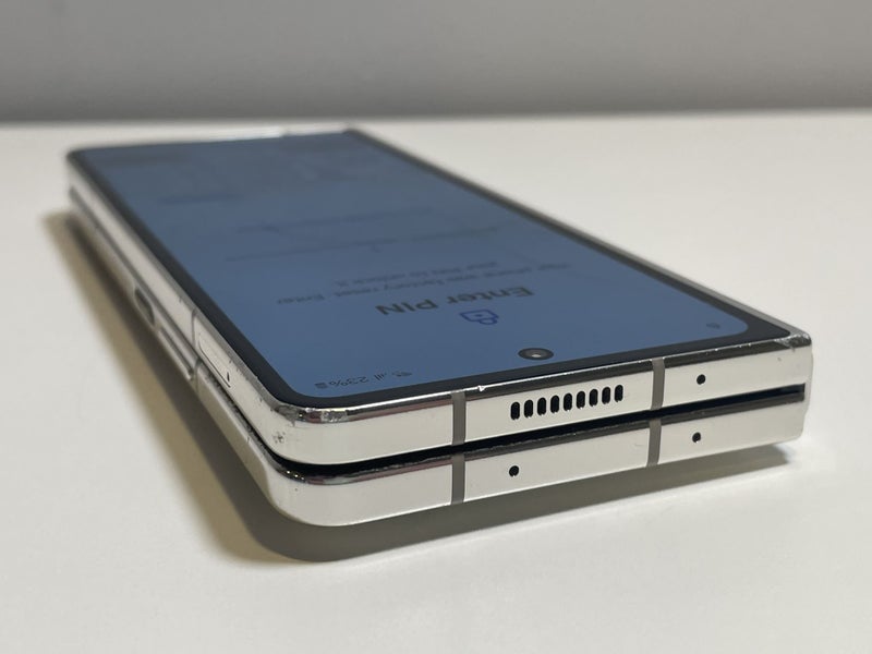 Samsung Galaxy Z Fold5 - White62992596726530112